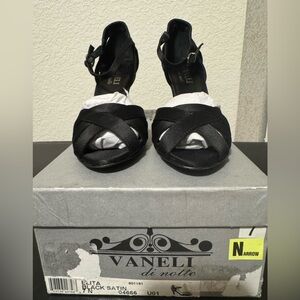 Vaneli Black Heels Elegant Peep-Toe Design—Size 7Narrow